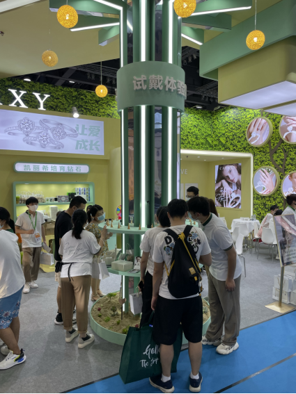 CARAXY凯丽希：时隔五年重回婚博会，培育钻石有这些变化