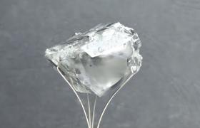 Gem Diamonds在莱森矿发现102克拉巨钻
