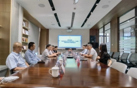 市商务委总经济师罗志松一行来访征世科技