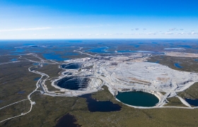 加拿大政府 1.15 亿加元紧急注资 Ekati 钻石矿暂避关停危机