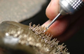 开云集团布局珠宝产业链 拟 2032 年前全资收购意大利制造商 Raselli Franco